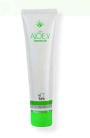 🧾 وصف مبسط بعض أنواع الجل تُنظف، لكنها تُزعج البشرة… Aloe.V Cleansing Gel يفهم أن البشرة ليست عدواً يجب محاربته، بل كائناً حيًا يحتاج عناية. يغسل الشوائب، يترك الجلد يتنفس، ويعيد إليه الشعور بالراحة… كما لو أنه لم يُرهق قط. ✅ الفوائد الرئيسية يزيل الأوساخ والدهون بلُطف دون تجفيف يُهيّئ البشرة لتستقبل الترطيب والعناية يُقلل من التهيجات والاحمرار الناتج عن الغسولات القوية يناسب البشرة الحساسة والمجهدة لا يترك شدًّا أو ملمسًا صابونيًا بعد الغسل dxndirlabas.com